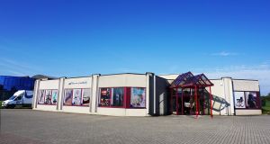 Notre showroom de plus de 500m² à proximité de l’autoroute.